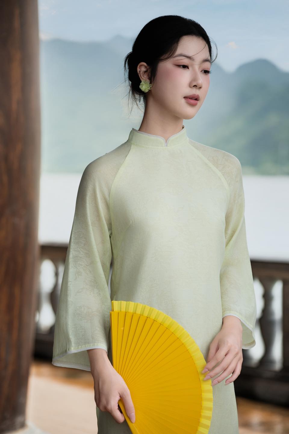 Bộ sưu tập áo dài cách tân BTS18123123123